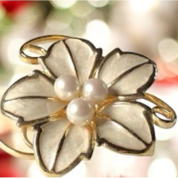 Vintage Brooch Ivory Enamel Pearl Gold Gilt MCM Estate Jewelry Flower Bud Pin - Picture 14 of 15